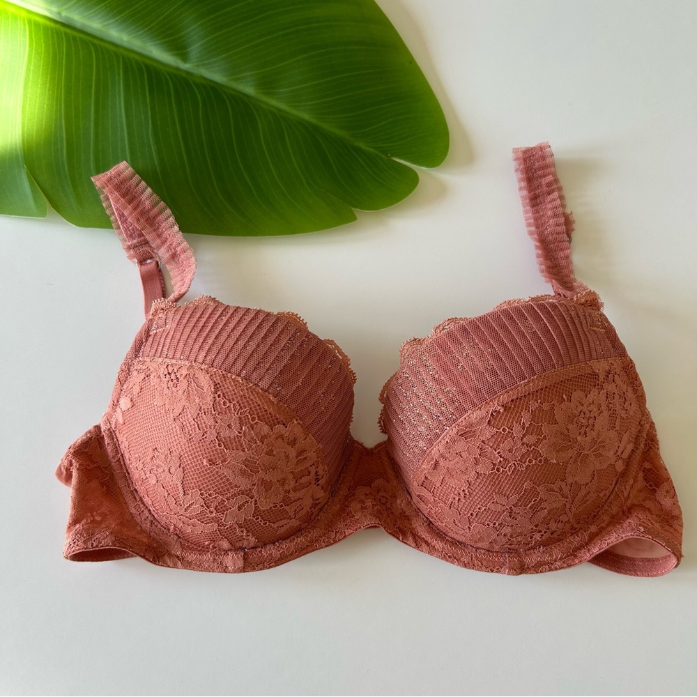 Victoria's Secret Pink Lace Bra
